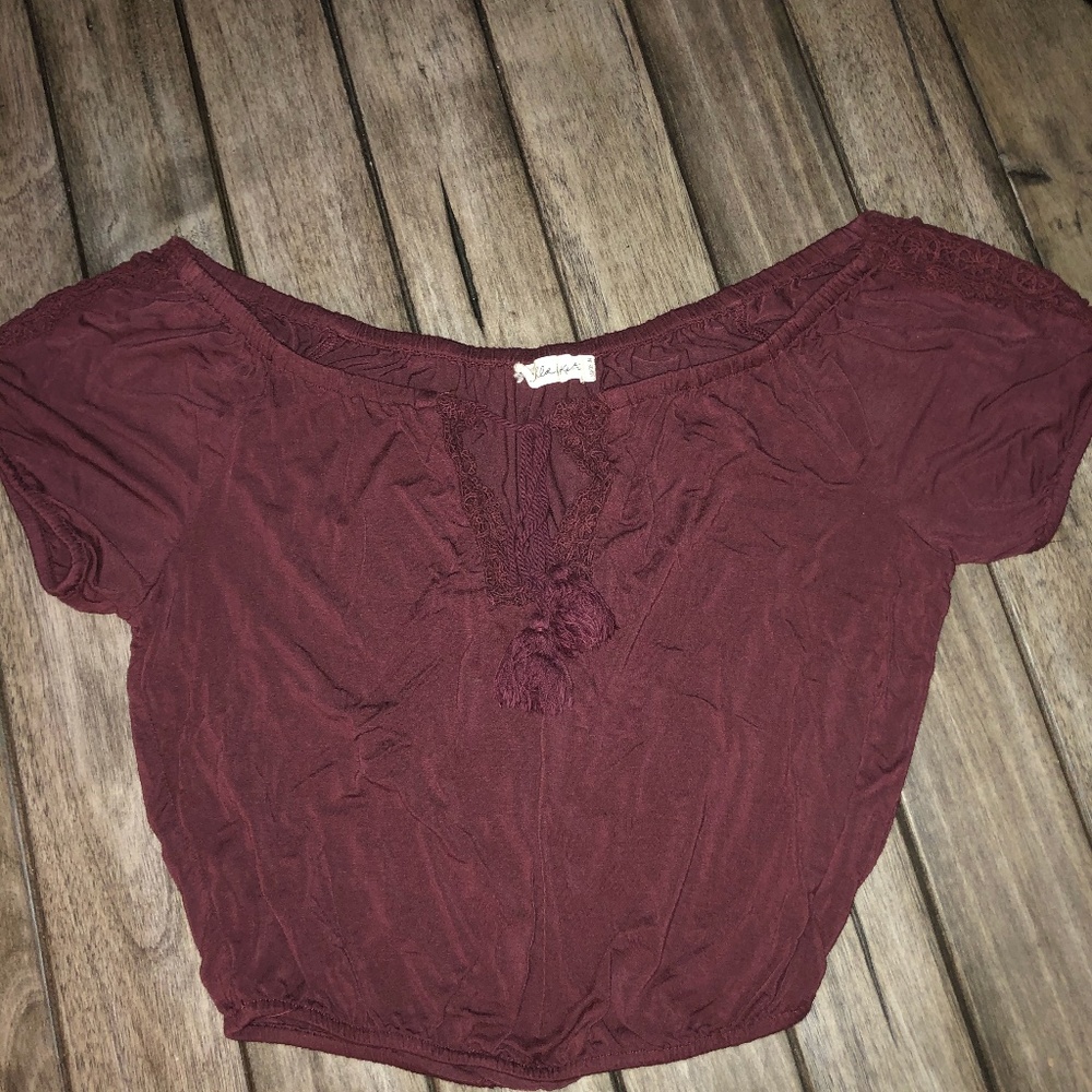 burgundy crop top